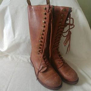 Dr Martens Combat Womens Leather Boots. Sz 8